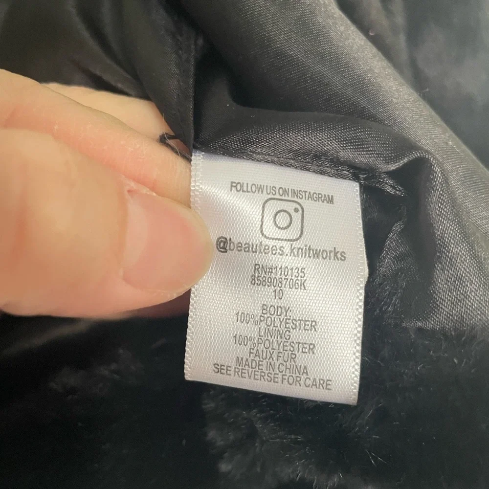 Knitworks Black Faux Fur Girls Cropped Jacket Size 10